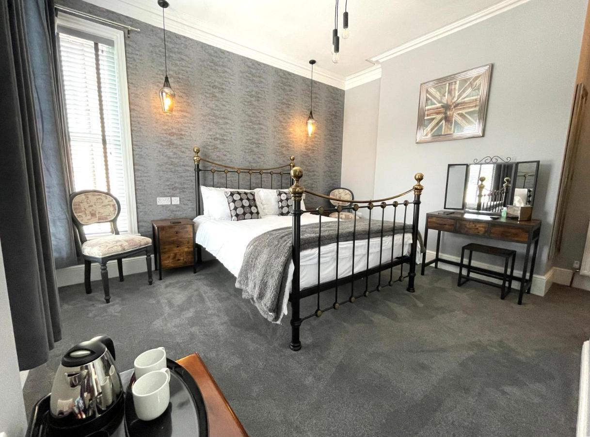 The Devonshire Villa イフラクーム エクステリア 写真