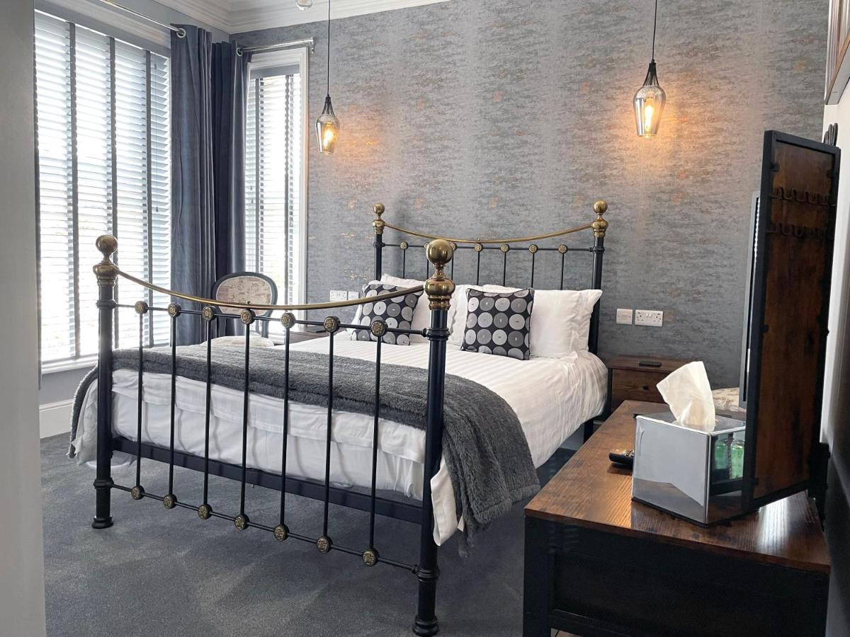 The Devonshire Villa イフラクーム エクステリア 写真