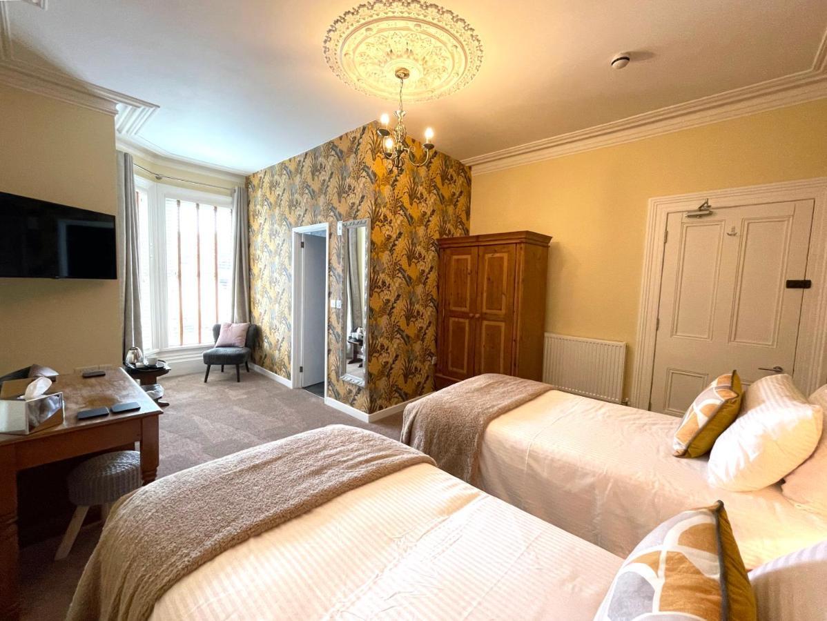The Devonshire Villa イフラクーム エクステリア 写真