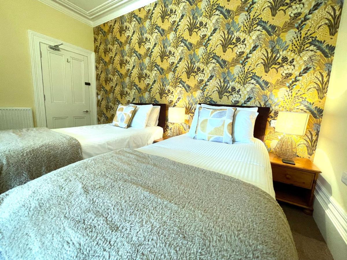 The Devonshire Villa イフラクーム エクステリア 写真