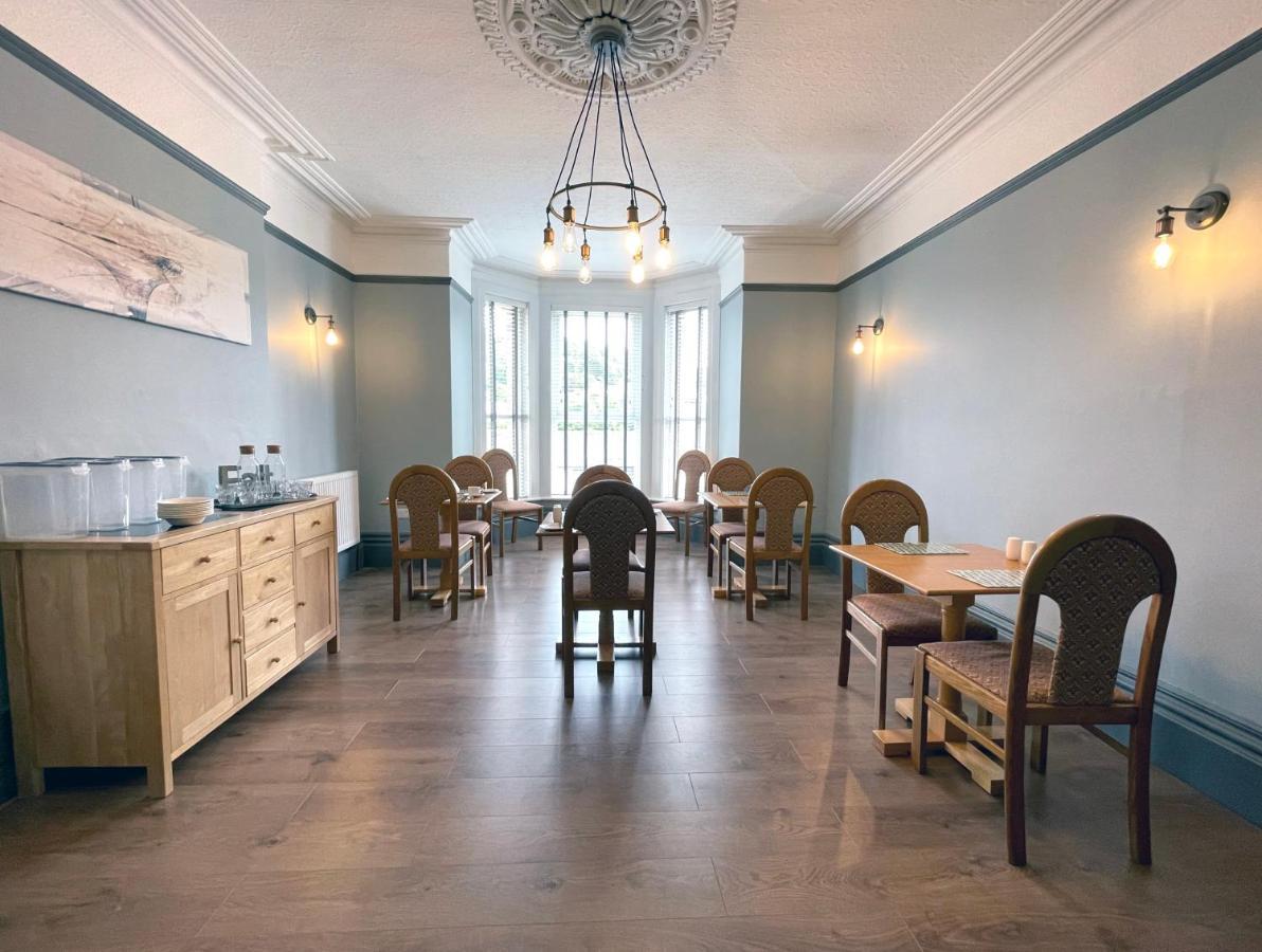 The Devonshire Villa イフラクーム エクステリア 写真